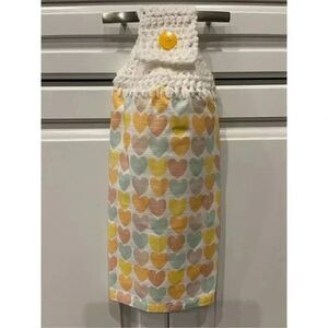 Crochet Top Kitchen Towel- Hearts white top